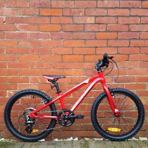 orbea; 2016 orbea kids bikes; lightweight kids bikes; kids mountain bikes; orbea mx; mx kids bikes; 20" kids bikes; proper kids bikes; alloy kids bikes; 2016 orbea, kids bike size chart; size chart kids bike; size guide for kids bikes;